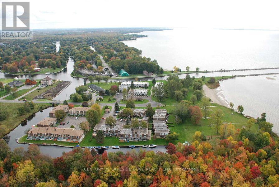 UNIT 27 - 1 PARADISE BOULEVARD S, Ramara, Ontario