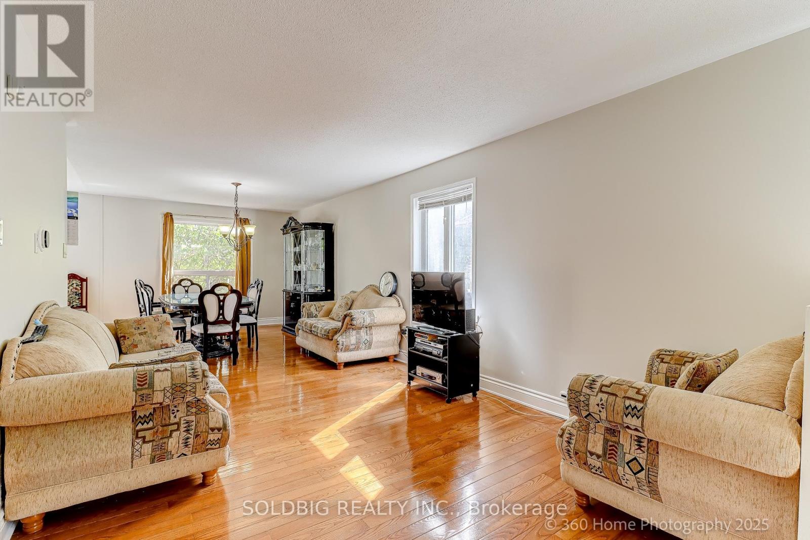 25 Trailridge Drive, Brampton, Ontario  L6X 4M6 - Photo 14 - W12445470