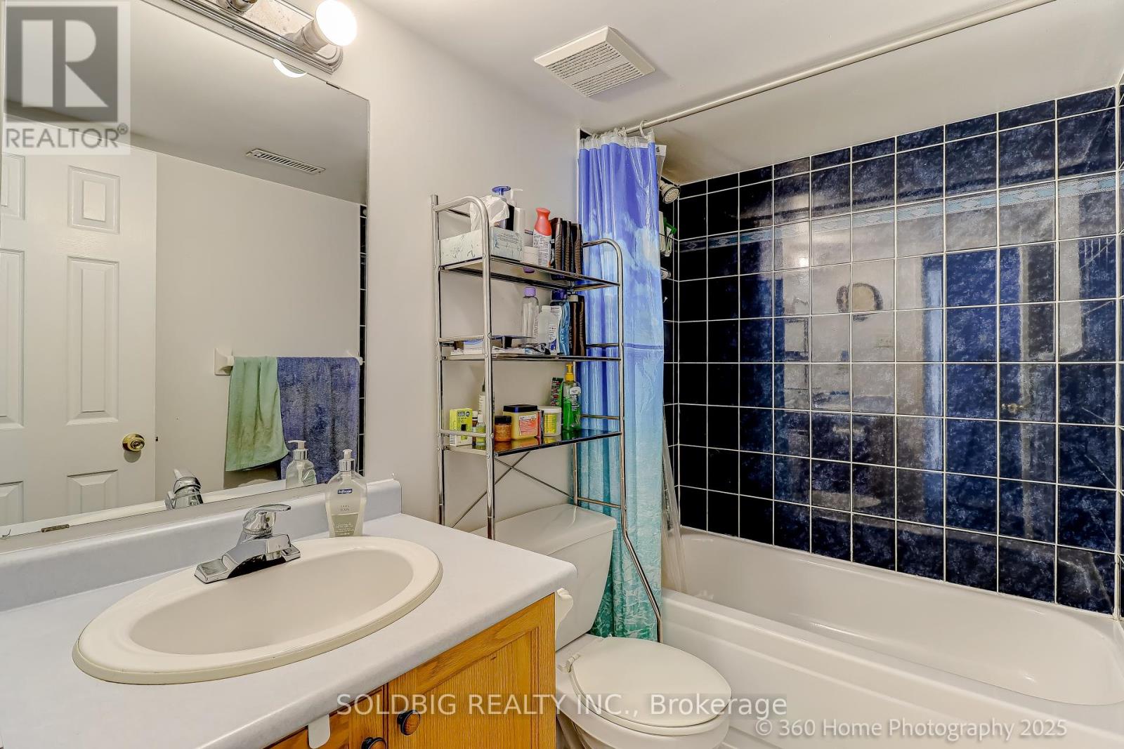 25 Trailridge Drive, Brampton, Ontario  L6X 4M6 - Photo 32 - W12445470