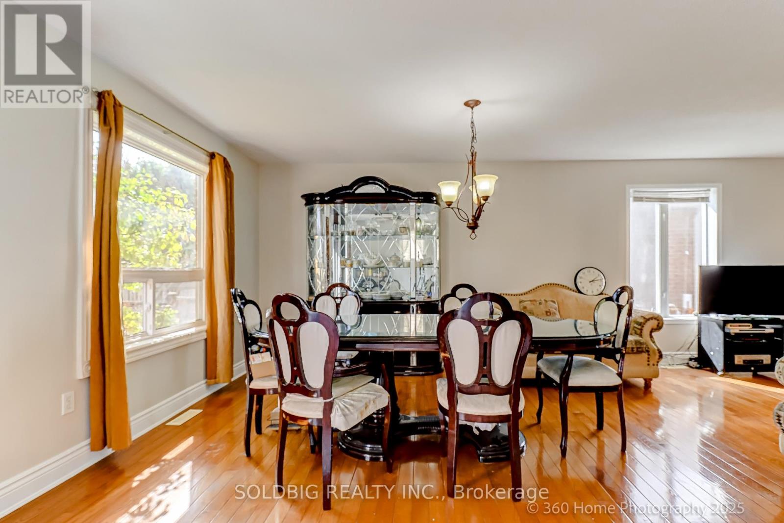 25 Trailridge Drive, Brampton, Ontario  L6X 4M6 - Photo 7 - W12445470