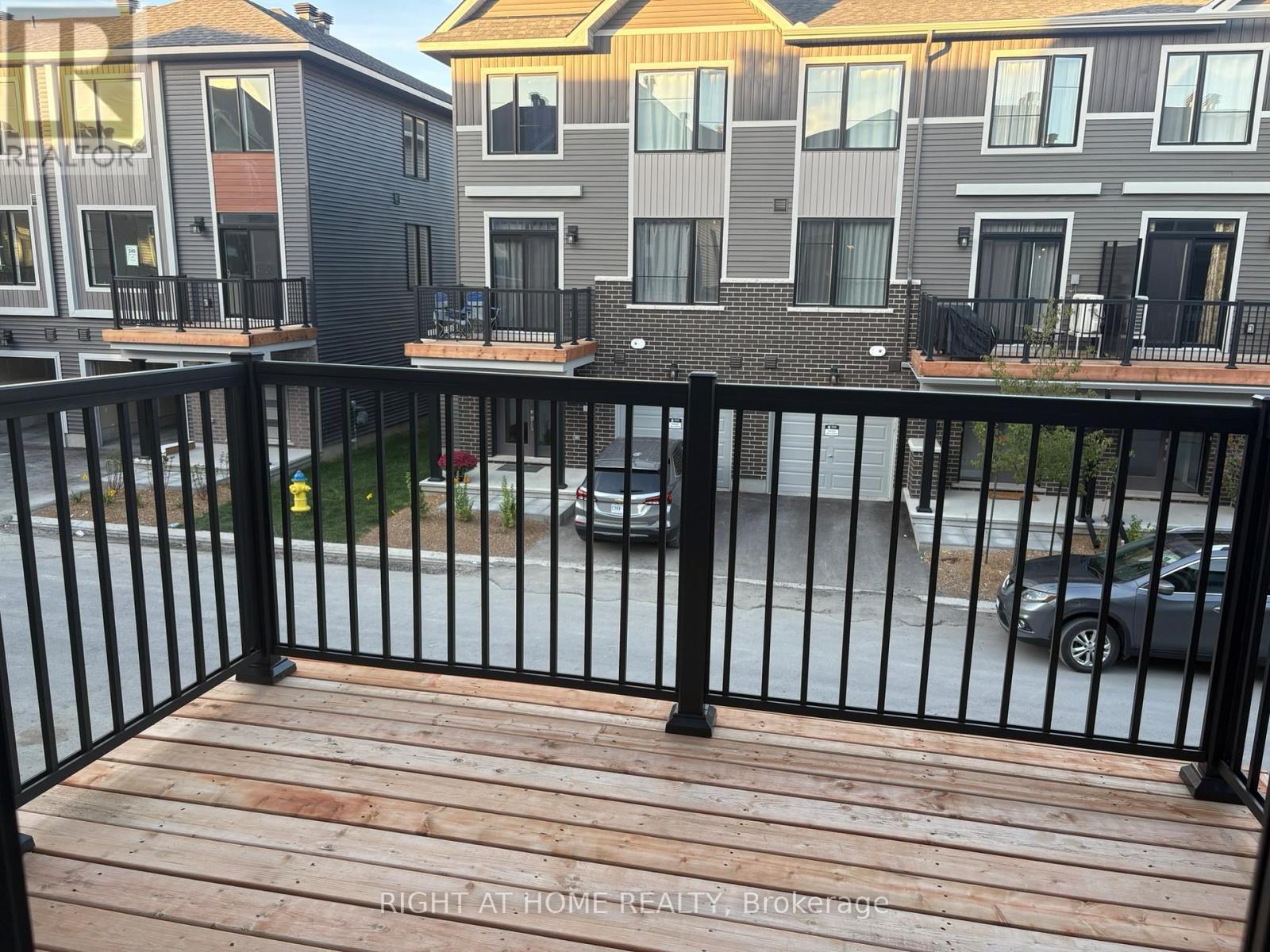 409 Silverberry Private, Ottawa, Ontario  K2T 0S7 - Photo 14 - X12445486