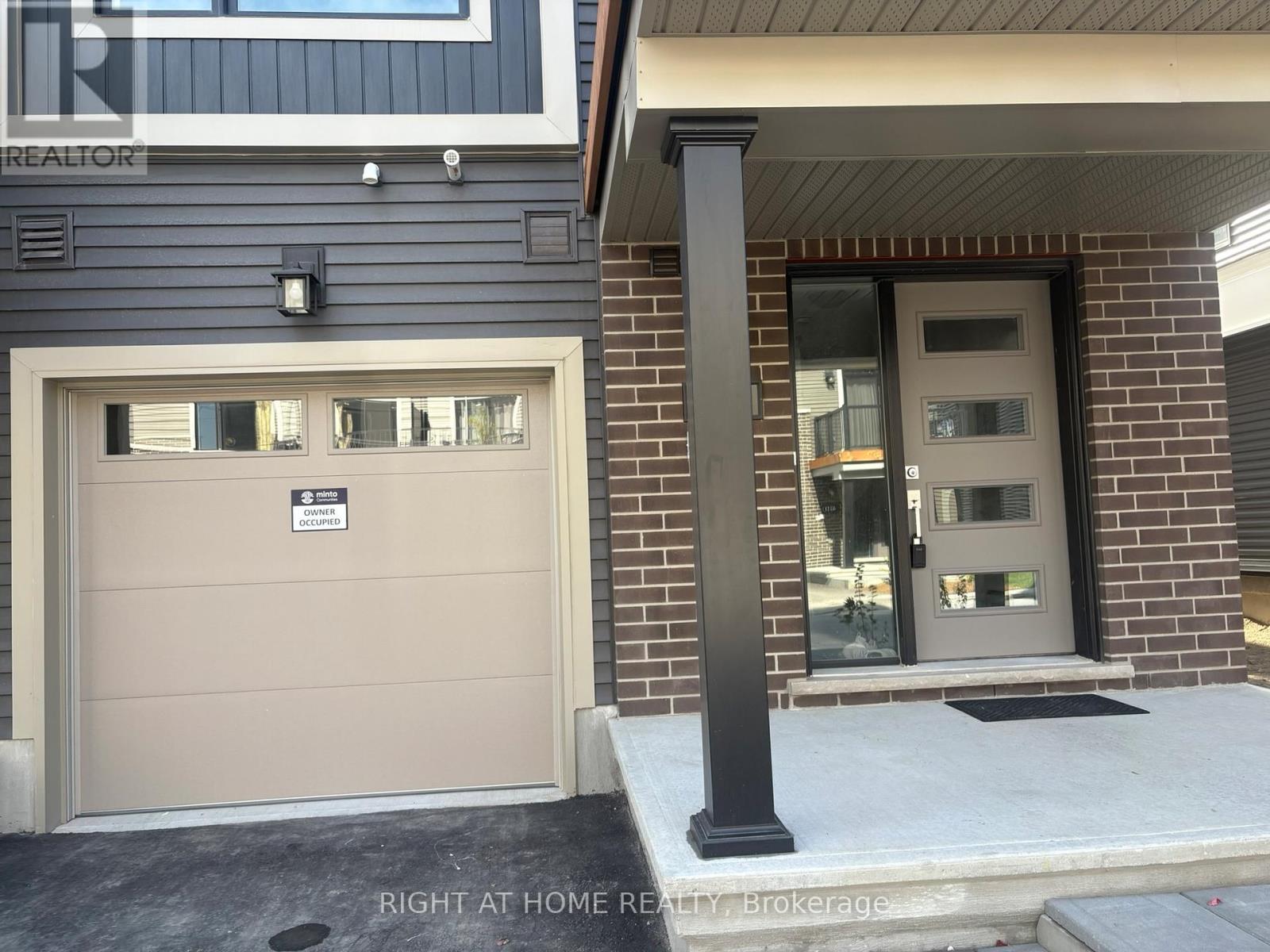 409 Silverberry Private, Ottawa, Ontario  K2T 0S7 - Photo 3 - X12445486