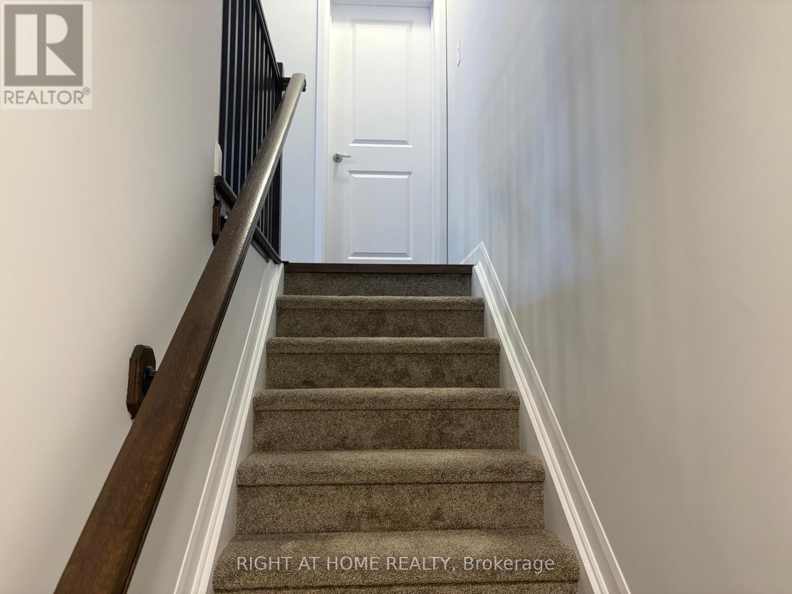 409 Silverberry Private, Ottawa, Ontario  K2T 0S7 - Photo 5 - X12445486