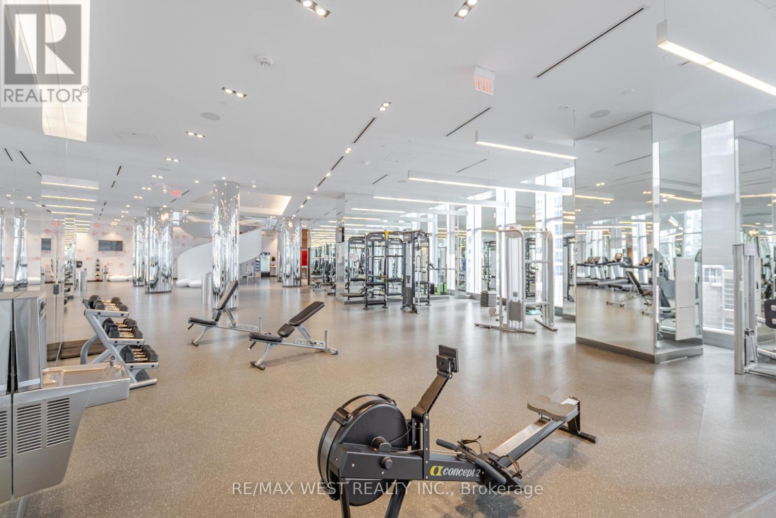 6712 - 10 York Street, Toronto, Ontario  M5J 0E1 - Photo 35 - C12337008