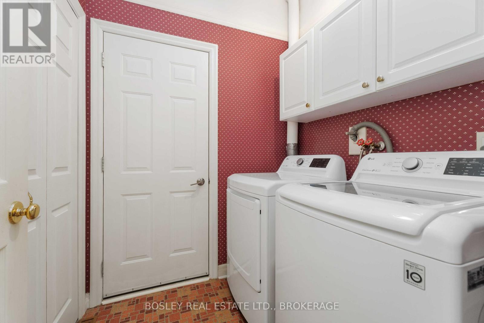 641 Simcoe Street, Niagara-On-The-Lake, Ontario  L0S 1J0 - Photo 17 - X12445482