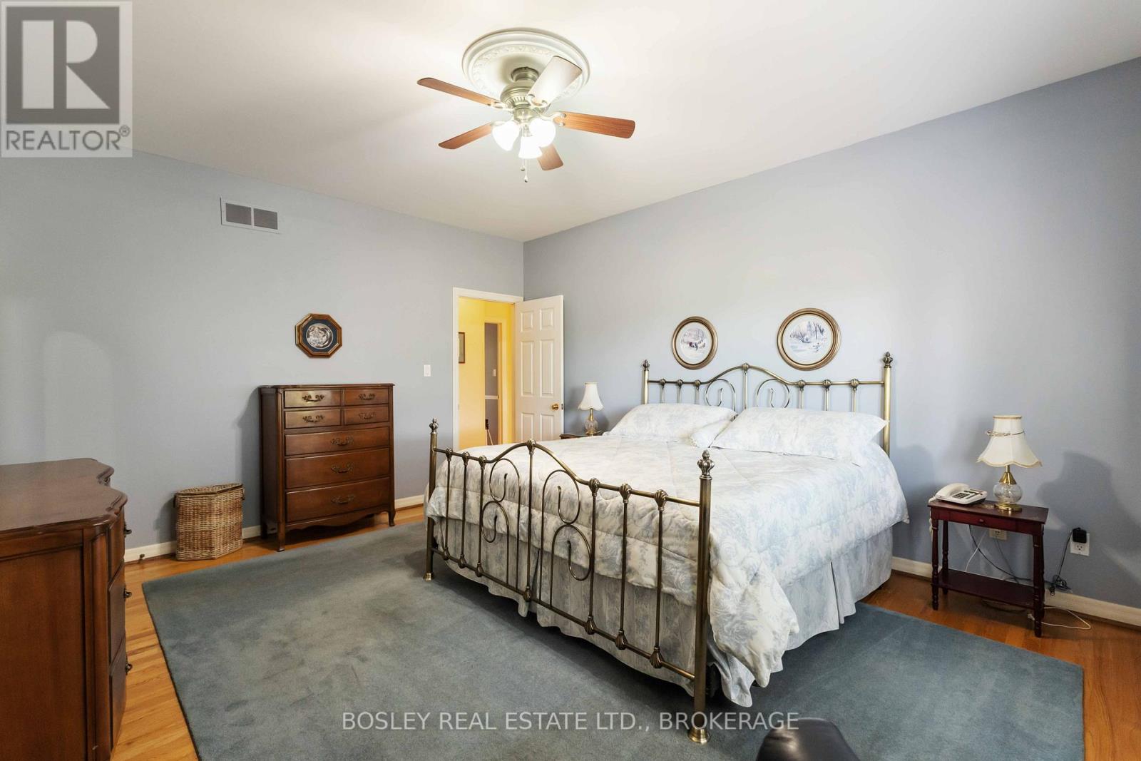 641 Simcoe Street, Niagara-On-The-Lake, Ontario  L0S 1J0 - Photo 23 - X12445482