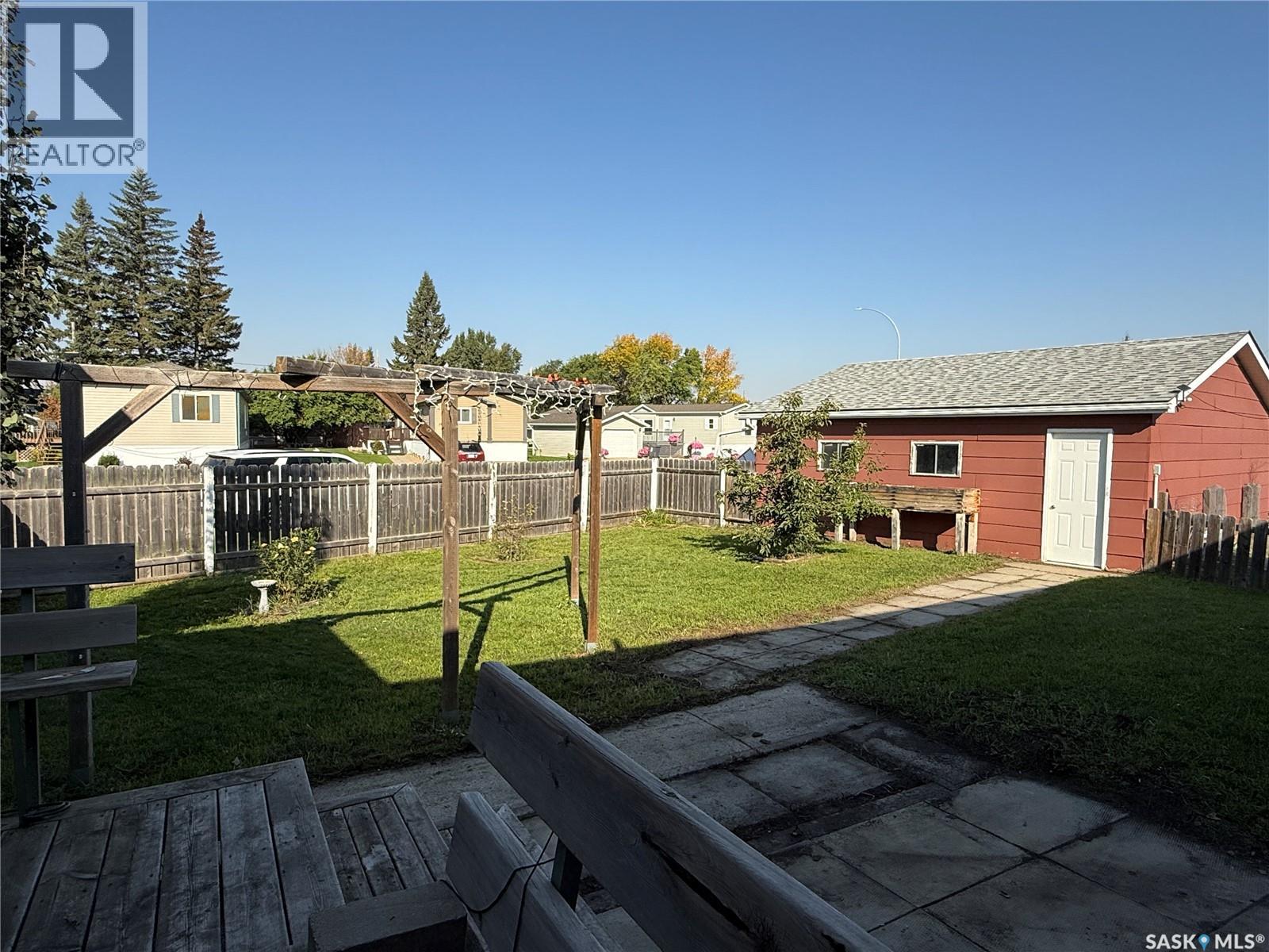 702 4th Avenue W, Melville, Saskatchewan  S0A 2P0 - Photo 23 - SK019214