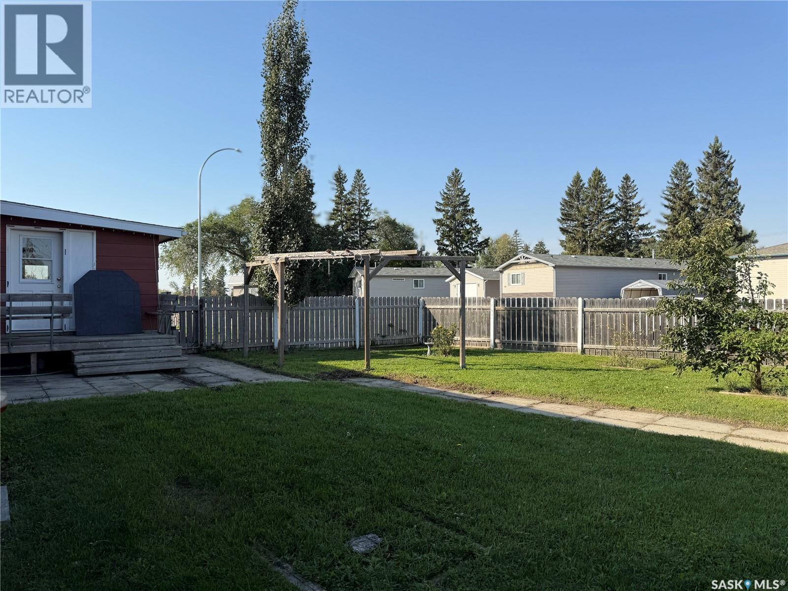702 4th Avenue W, Melville, Saskatchewan  S0A 2P0 - Photo 28 - SK019214