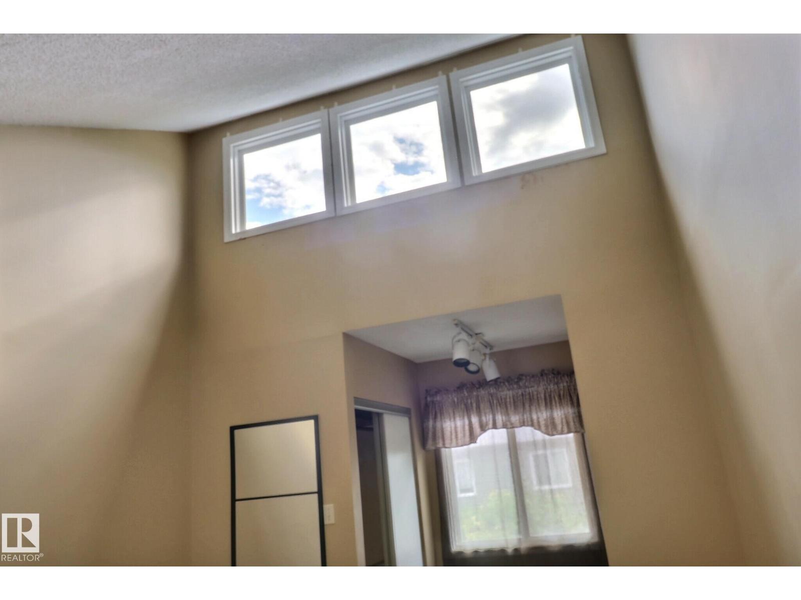 5383 Hill View Cr Nw, Edmonton, Alberta  T6L 1V9 - Photo 10 - E4460906