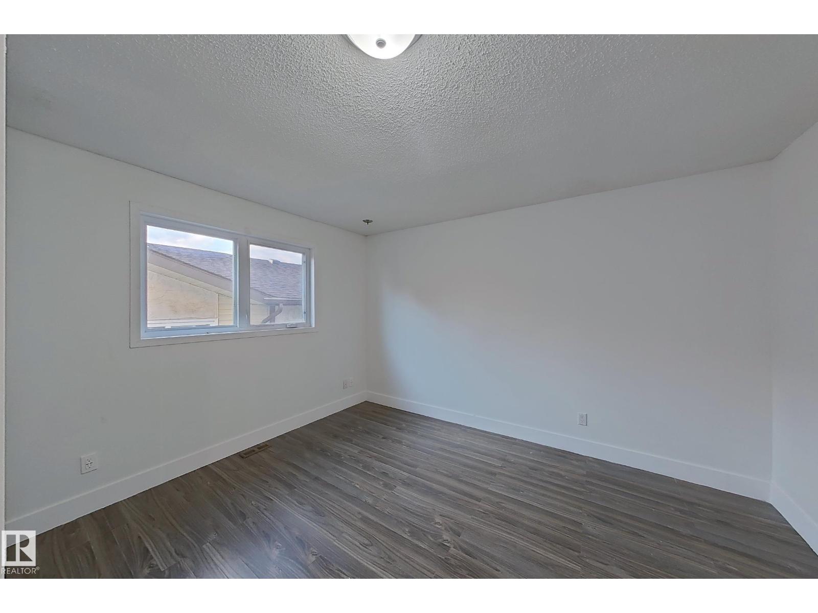 1036 38 St Nw, Edmonton, Alberta  T6L 2K9 - Photo 7 - E4460907