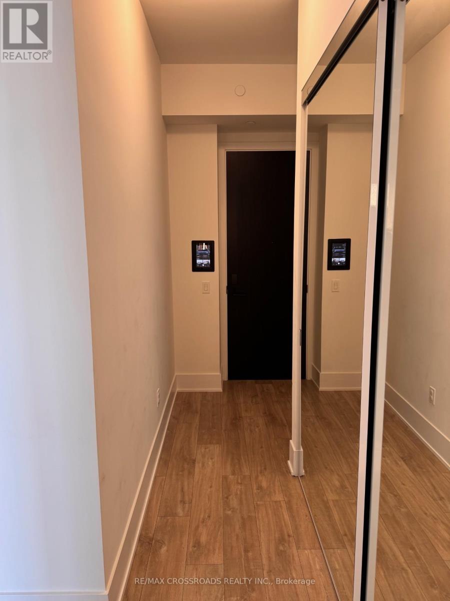 2415 - 470 Front Street W, Toronto, Ontario  M5V 0V6 - Photo 10 - C12445481