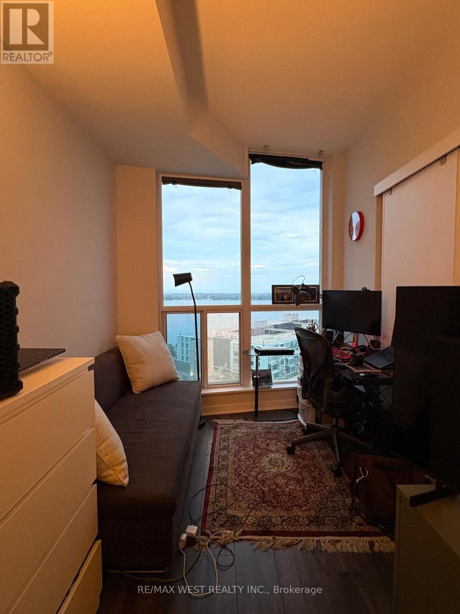 2204 - 218 Queens Quay W, Toronto, Ontario  M5J 2Y6 - Photo 15 - C12445484