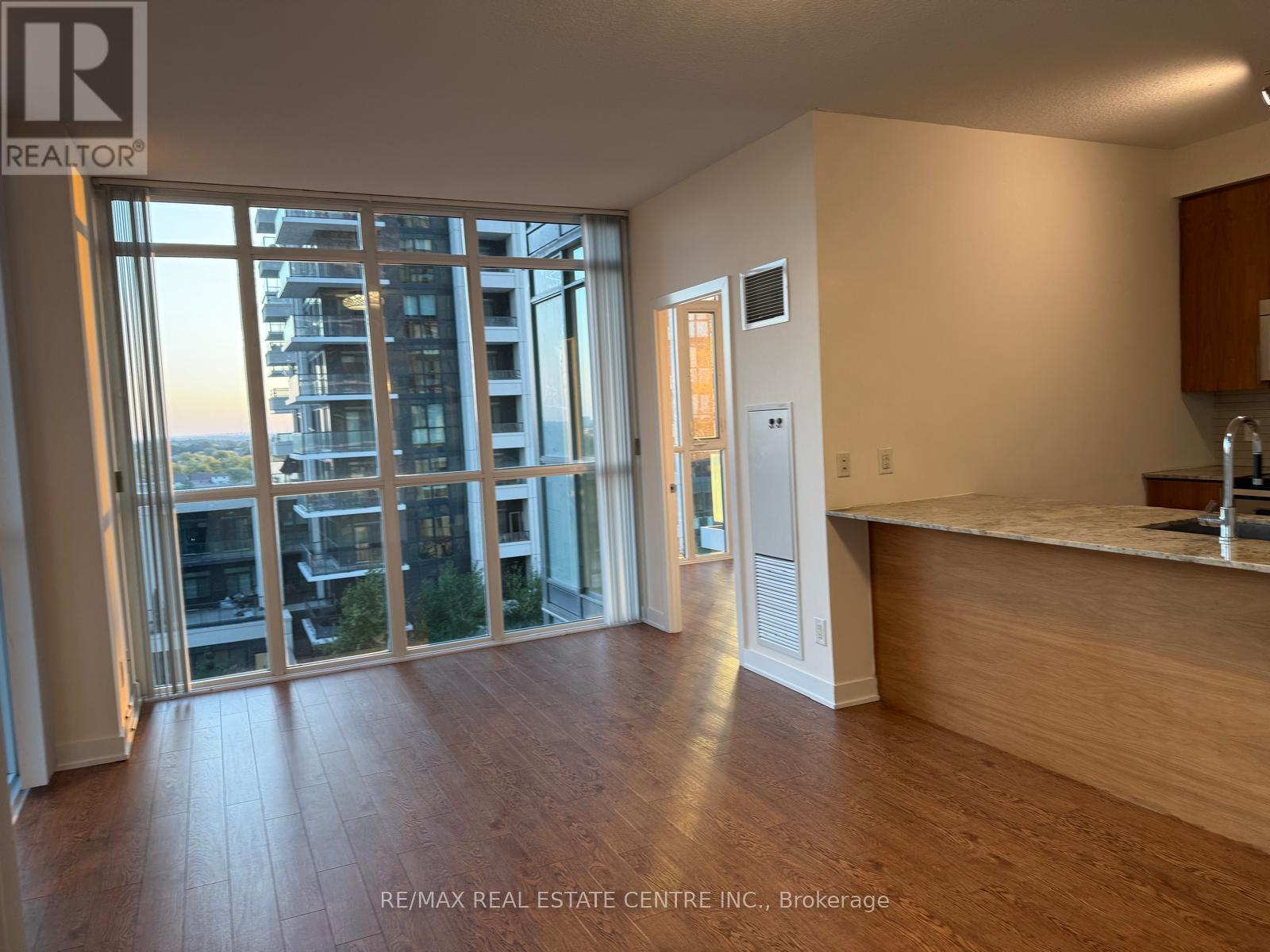 803 - 4099 Brickstone Mews, Mississauga, Ontario  L5B 0G2 - Photo 12 - W12331617