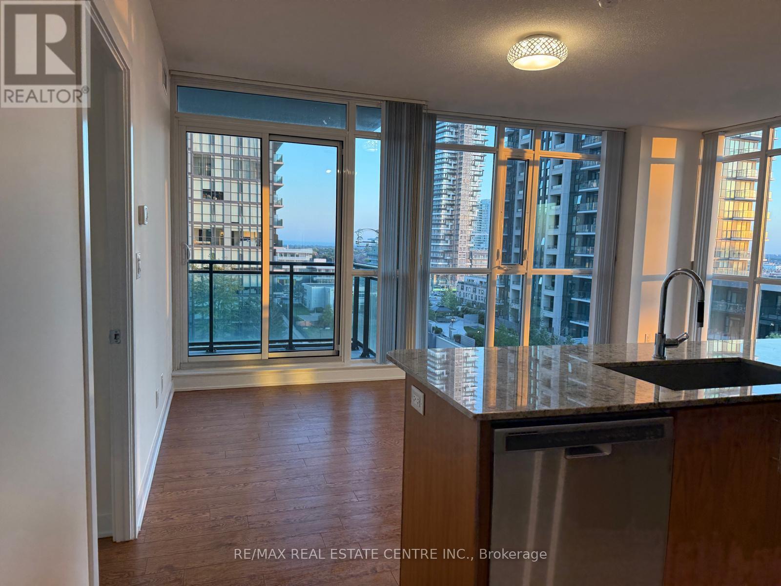 803 - 4099 Brickstone Mews, Mississauga, Ontario  L5B 0G2 - Photo 6 - W12331617