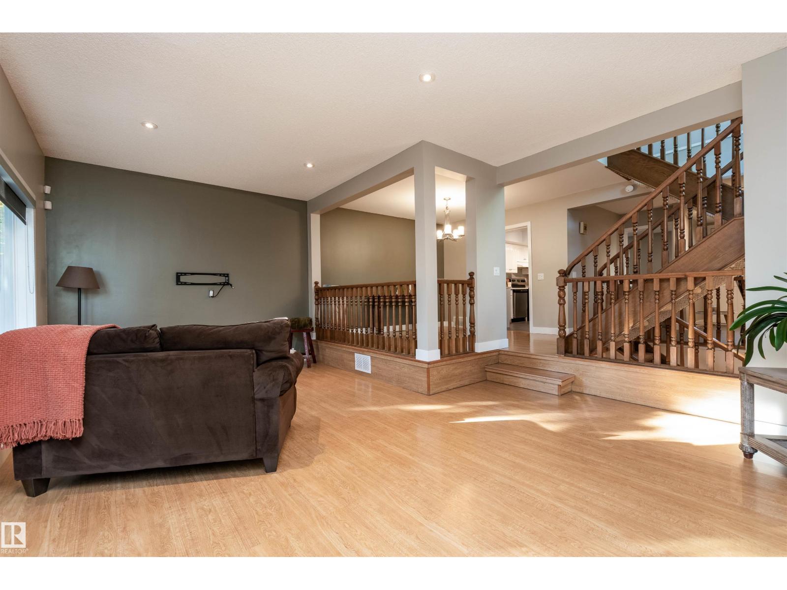 614 Woodbridge Wy, Sherwood Park, Alberta  T8A 4E4 - Photo 17 - E4460910