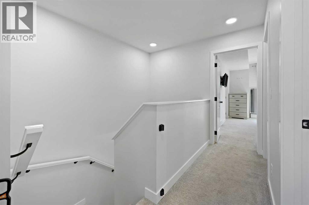 656 Savanna Boulevard Ne, Calgary, Alberta  T3J 2J9 - Photo 12 - A2251386