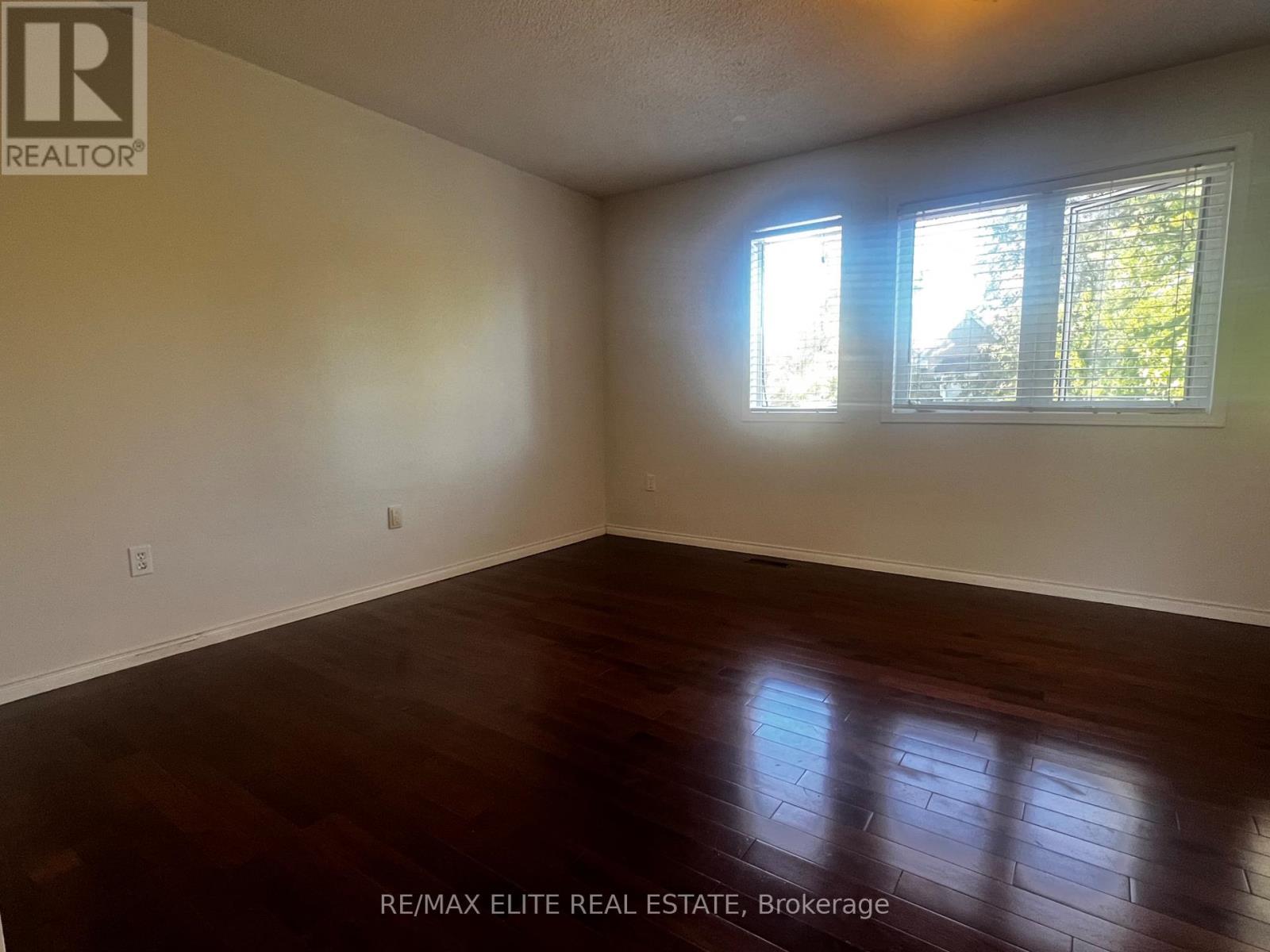 29 - 1240 Westview Terrace, Oakville, Ontario  L6M 3M4 - Photo 14 - W12356272