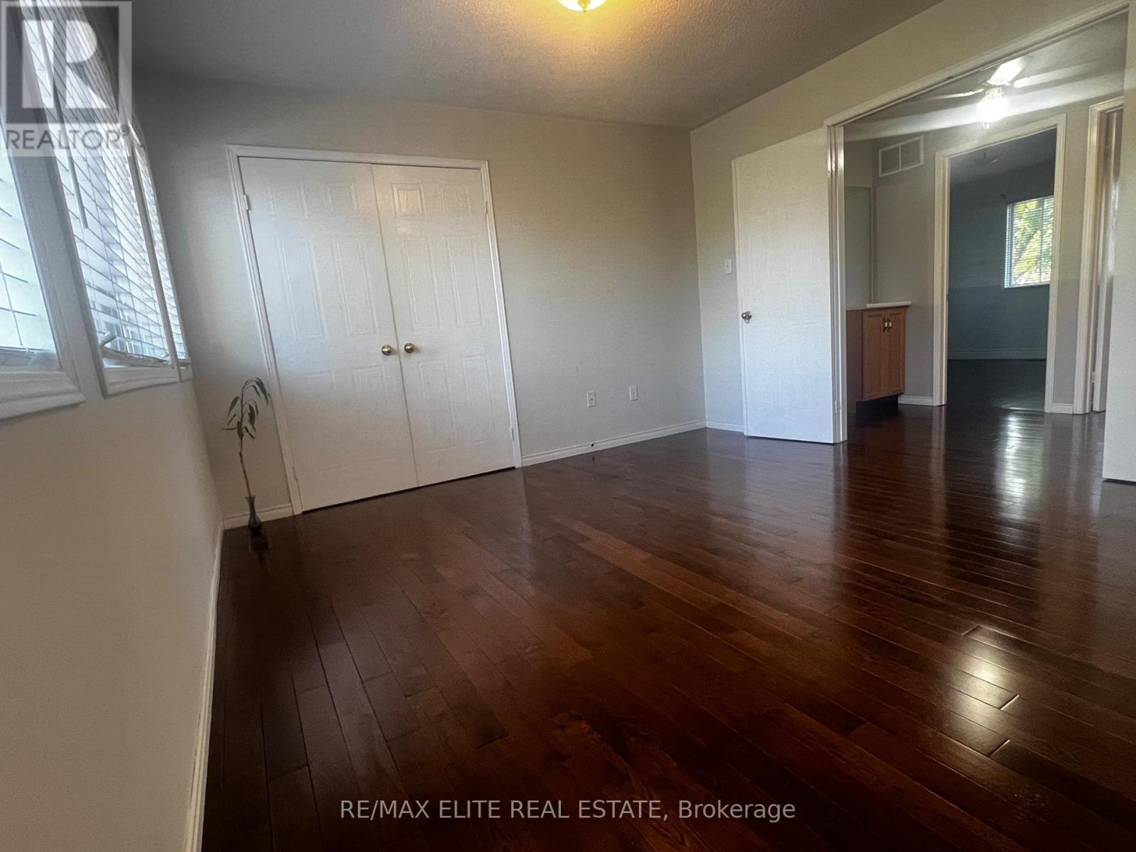29 - 1240 Westview Terrace, Oakville, Ontario  L6M 3M4 - Photo 15 - W12356272