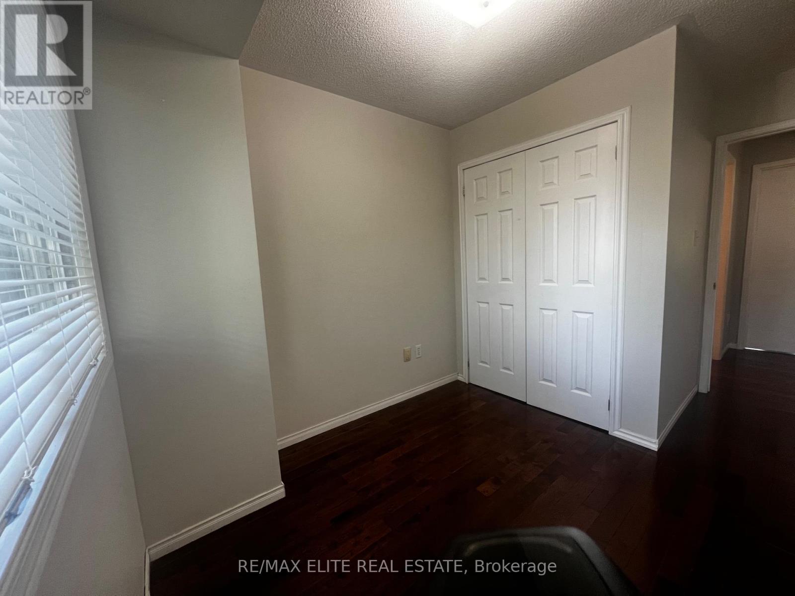 29 - 1240 Westview Terrace, Oakville, Ontario  L6M 3M4 - Photo 23 - W12356272