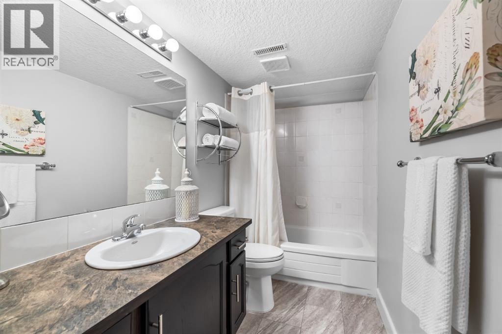 44 Harvest Park Road Ne, Calgary, Alberta  T3K 4H8 - Photo 31 - A2259775