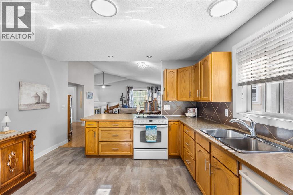 44 Harvest Park Road Ne, Calgary, Alberta  T3K 4H8 - Photo 9 - A2259775