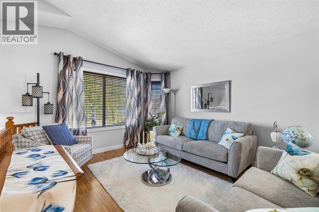 44 Harvest Park Road Ne, Calgary, Alberta  T3K 4H8 - Photo 3 - A2259775