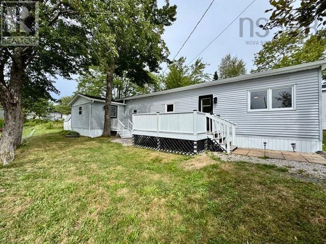 349 Ioney Hill, Beaver Bank, Nova Scotia  B4E 1N1 - Photo 2 - 202521761