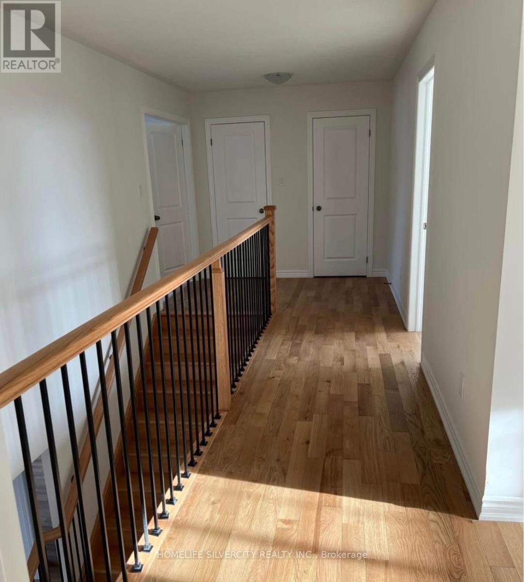 81 Lawrence D. Pridham Avenue, New Tecumseth, Ontario  L6P 3L8 - Photo 6 - N12440877