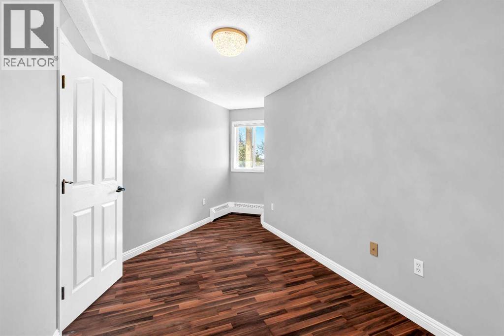 309, 10 Dover Point Se, Calgary, Alberta  T2B 3K2 - Photo 16 - A2258508