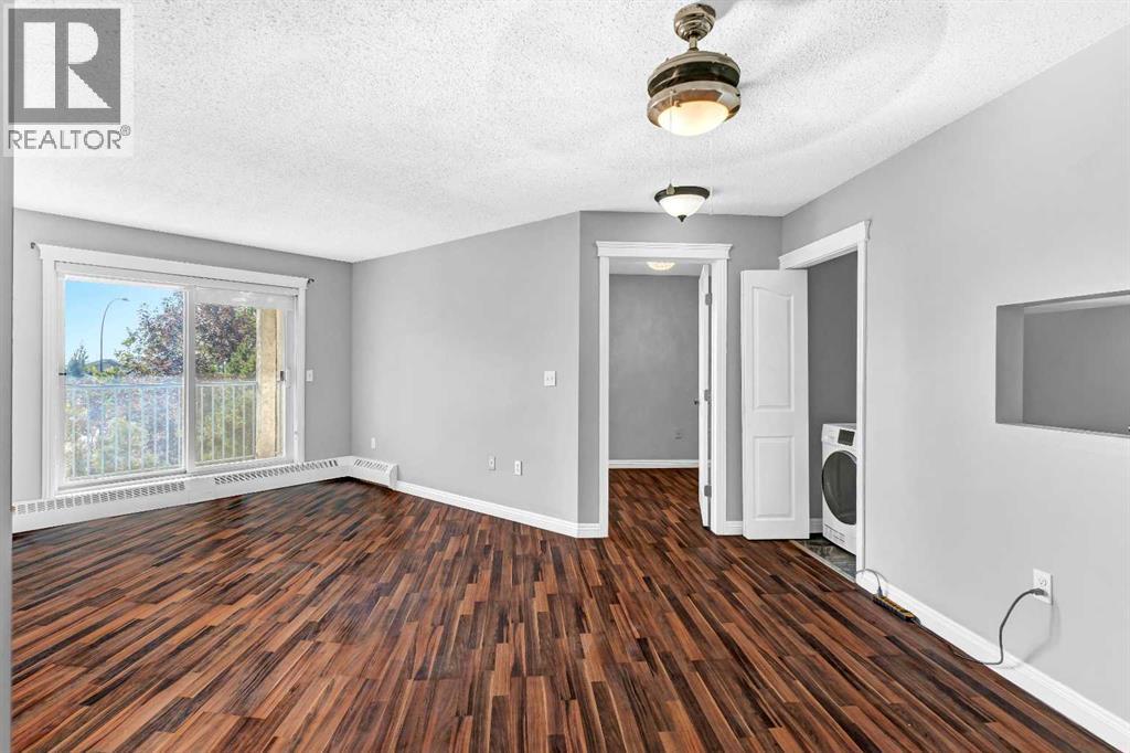 309, 10 Dover Point Se, Calgary, Alberta  T2B 3K2 - Photo 6 - A2258508