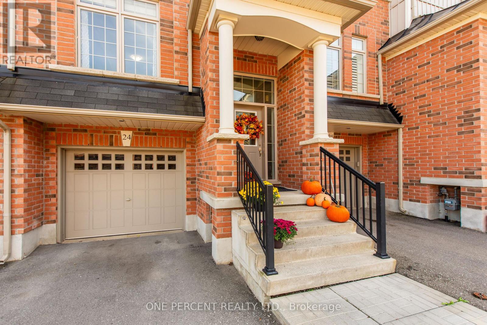 24 - 60 First Street, Orangeville, Ontario  L9W 2E4 - Photo 2 - W12445492