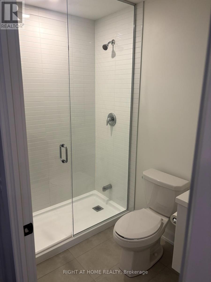 1306 - 3220 William Coltson Avenue E, Oakville, Ontario  L6H 7X9 - Photo 9 - W12420429