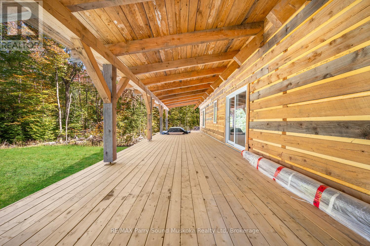 67 Hwy 141 Highway, Seguin, Ontario  P2A 2W8 - Photo 15 - X12441670