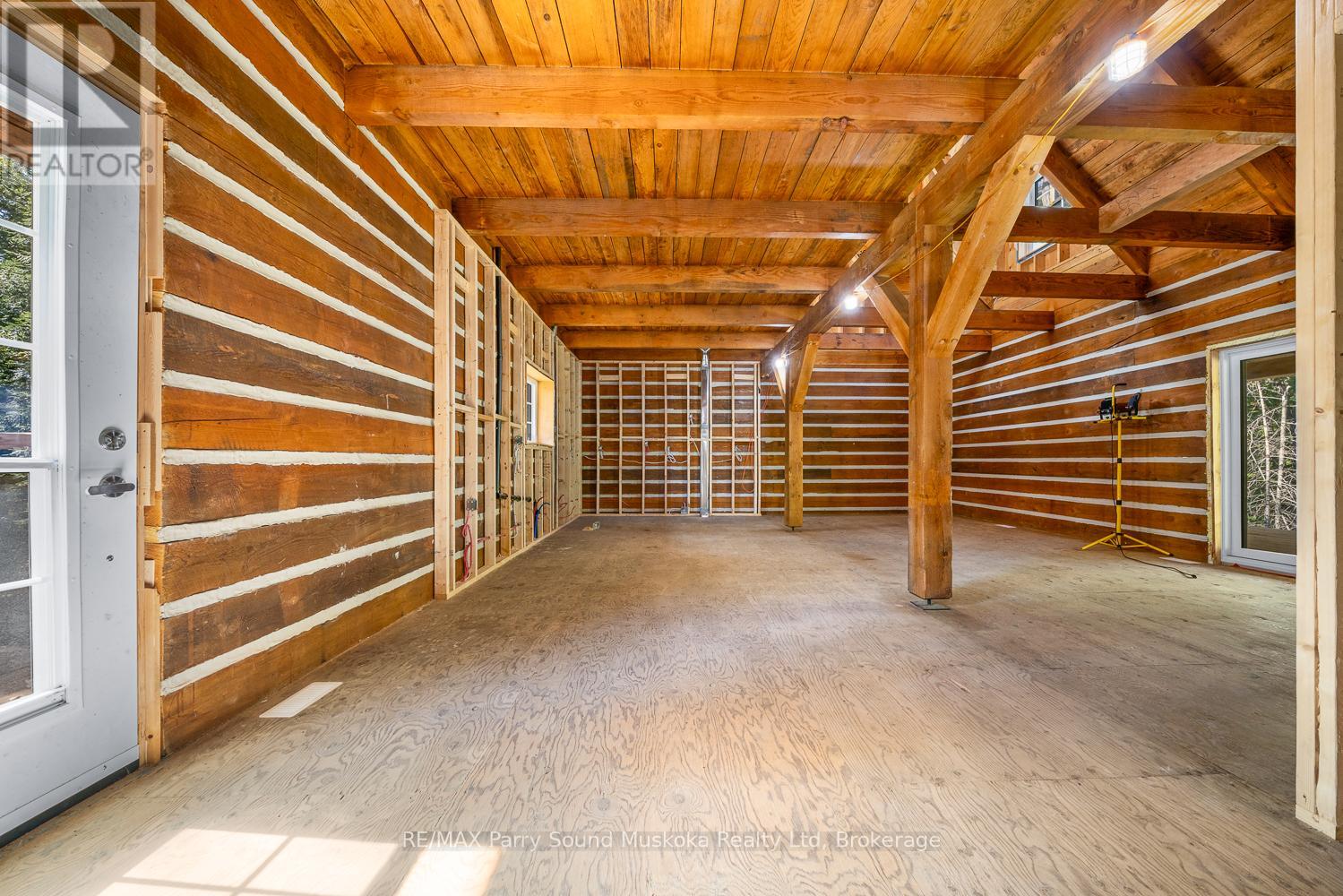67 Hwy 141 Highway, Seguin, Ontario  P2A 2W8 - Photo 22 - X12441670
