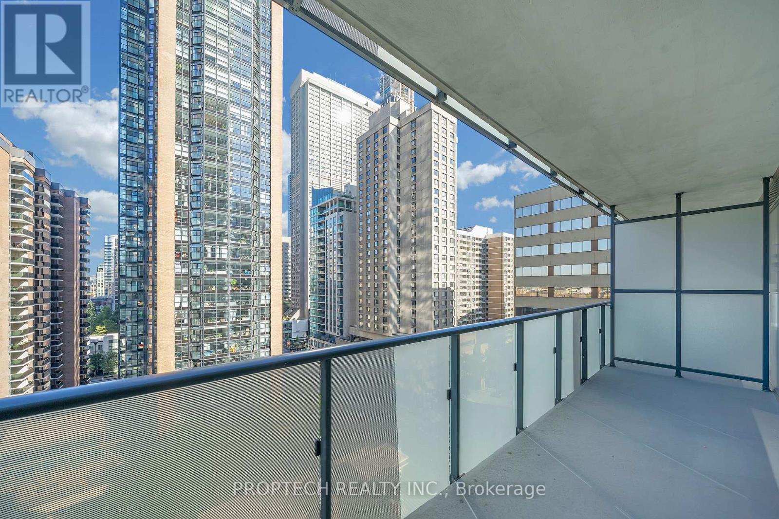 1009 - 1080 Bay Street, Toronto, Ontario  M5S 0A5 - Photo 16 - C12445498