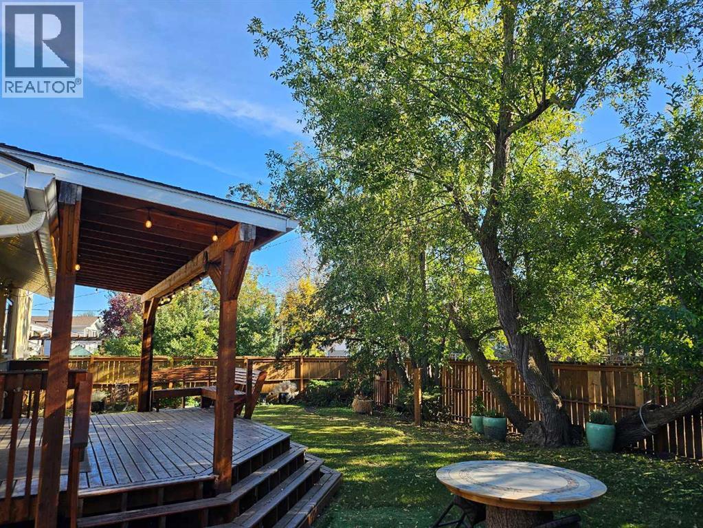 53 Wildwood Drive Sw, Calgary, Alberta  T3C 3C6 - Photo 38 - A2261253