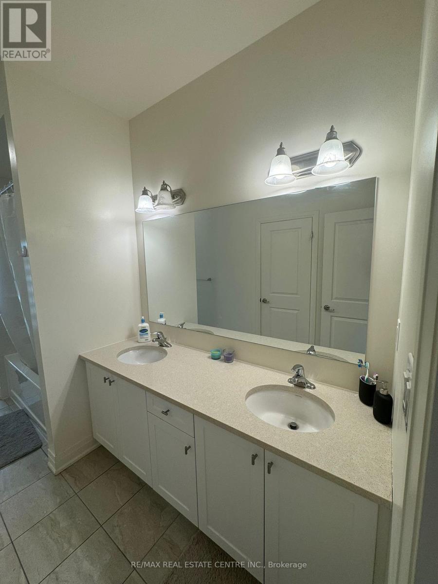 8 Unwind Crescent, Brampton, Ontario  L6X 0B3 - Photo 34 - W12444654