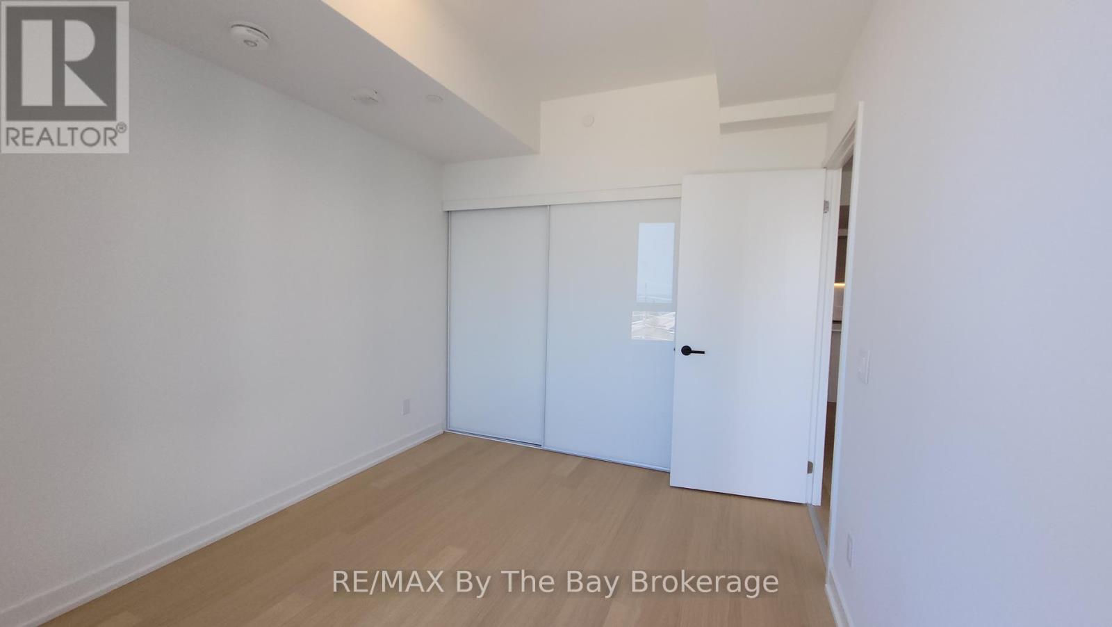 502 - 31 Huron Street, Collingwood, Ontario  L9Y 5T7 - Photo 21 - S12445514