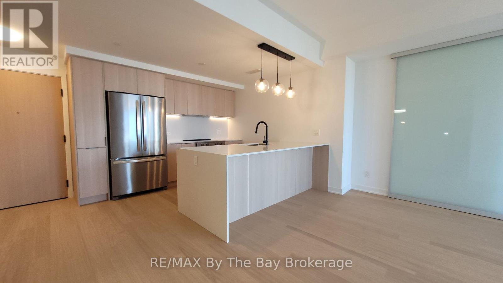 502 - 31 Huron Street, Collingwood, Ontario  L9Y 5T7 - Photo 6 - S12445514