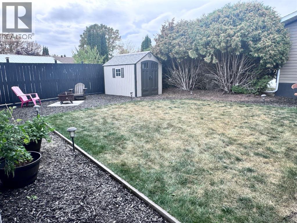 18 Oreston Close, Red Deer, Alberta  T4N 5A2 - Photo 3 - A2260839