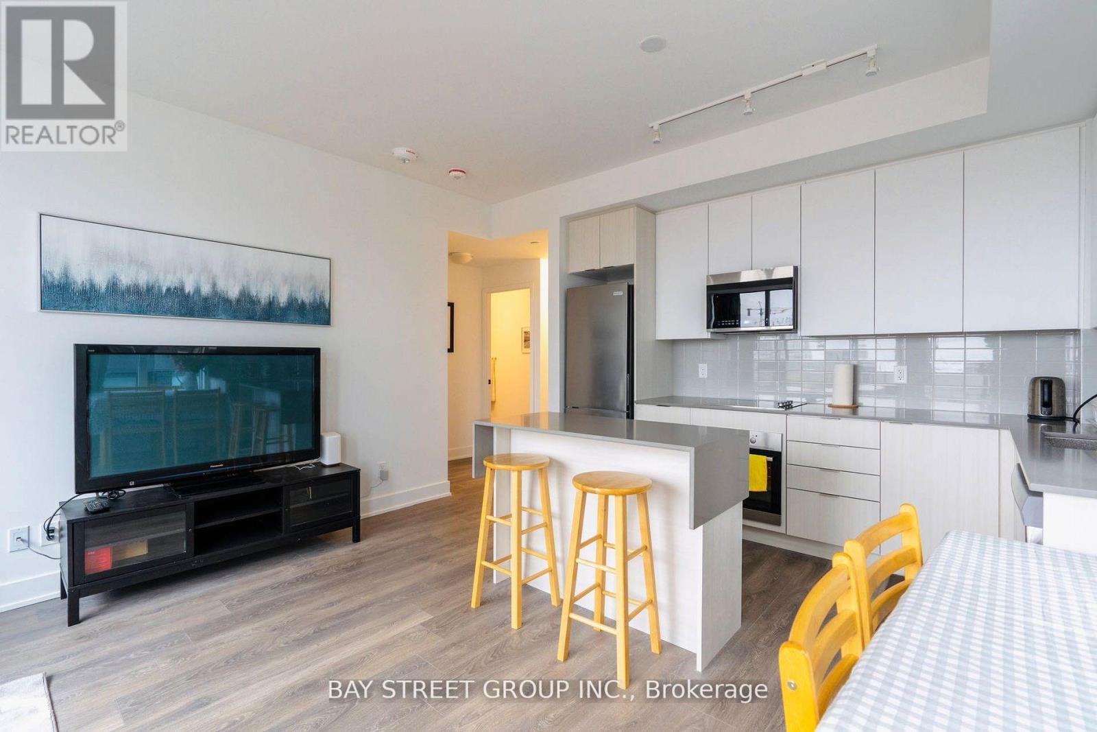 620 - 2485 Taunton Road W, Oakville, Ontario  L6H 3R8 - Photo 7 - W12445497