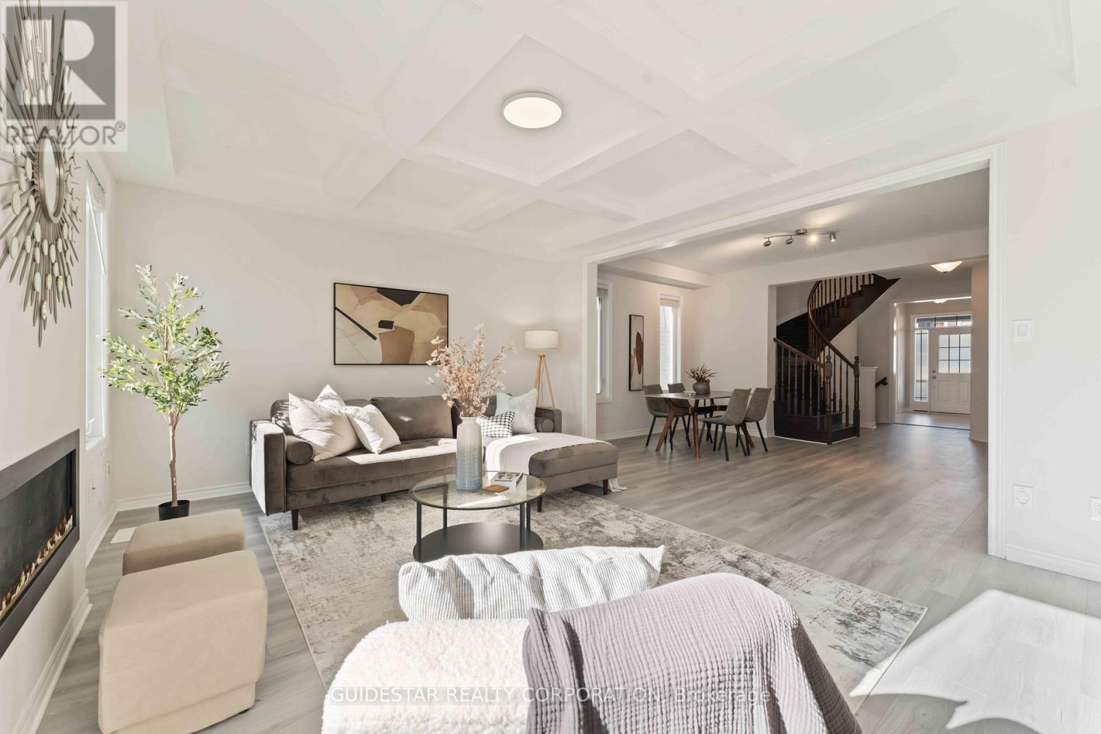 20 Oxalis Crescent, Ottawa, Ontario  K2V 0J6 - Photo 6 - X12445505