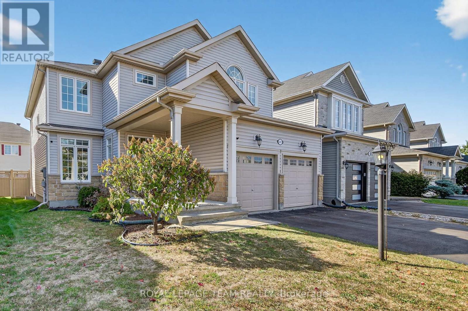 347 Tucana Way, Ottawa, Ontario  K2J 0Z8 - Photo 2 - X12445506