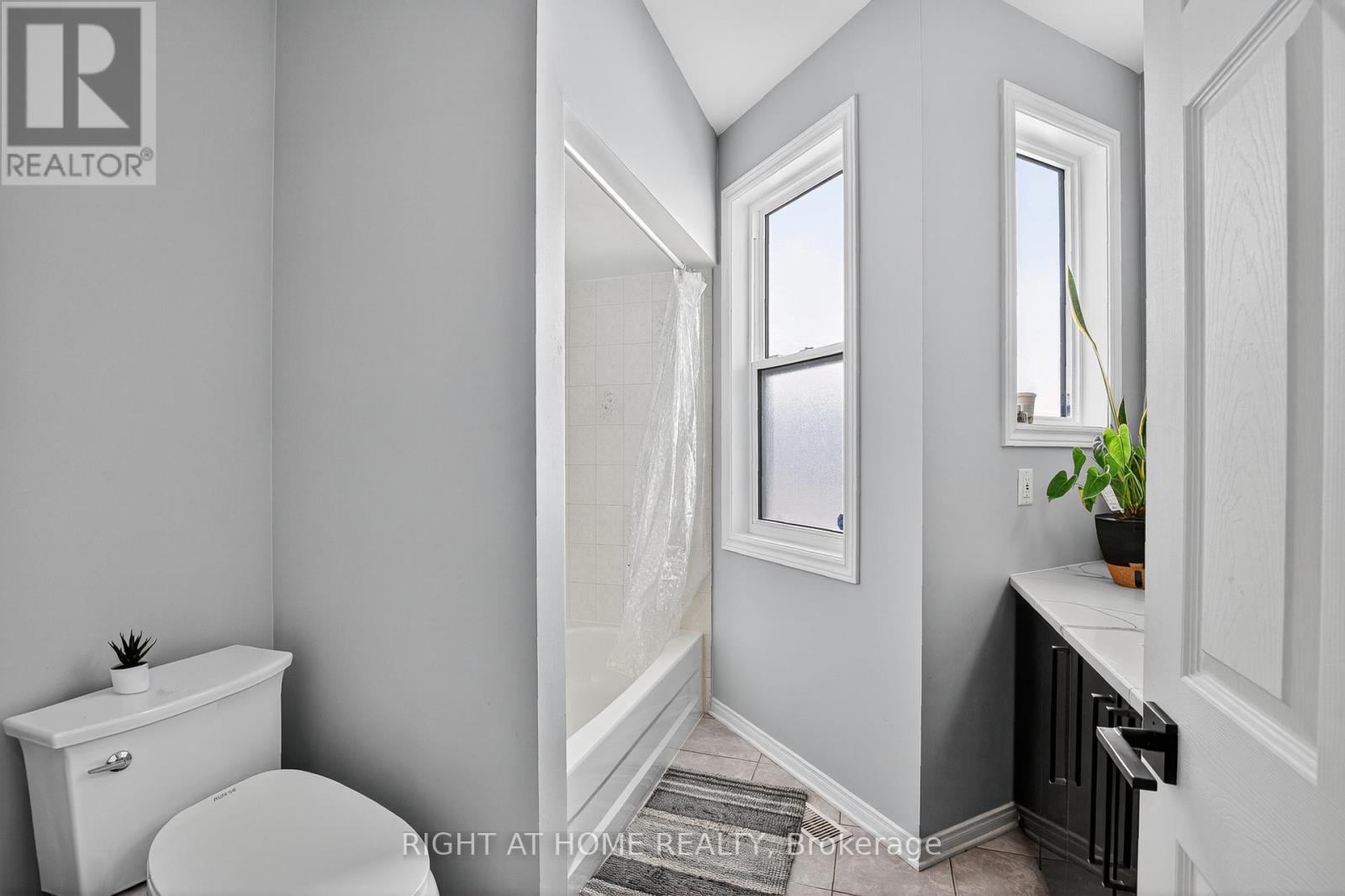 11 Oriska Way, Ottawa, Ontario  K2J 4N7 - Photo 23 - X12445515