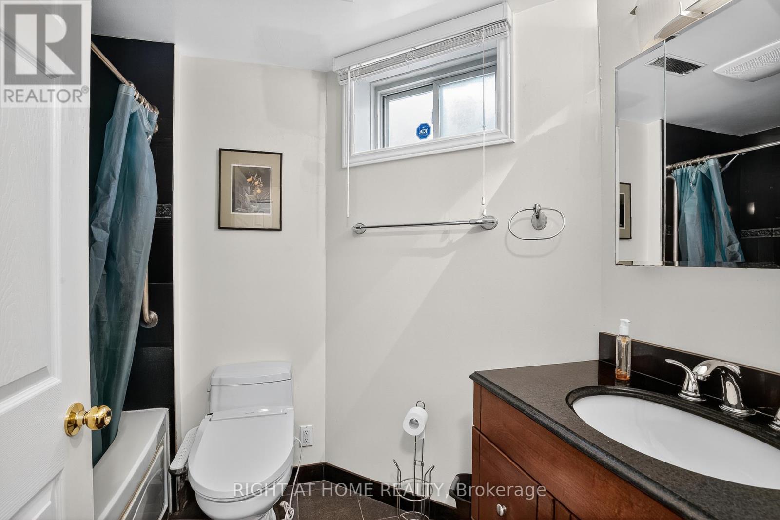 11 Oriska Way, Ottawa, Ontario  K2J 4N7 - Photo 32 - X12445515