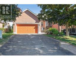 11 ORISKA WAY, Ottawa, Ontario