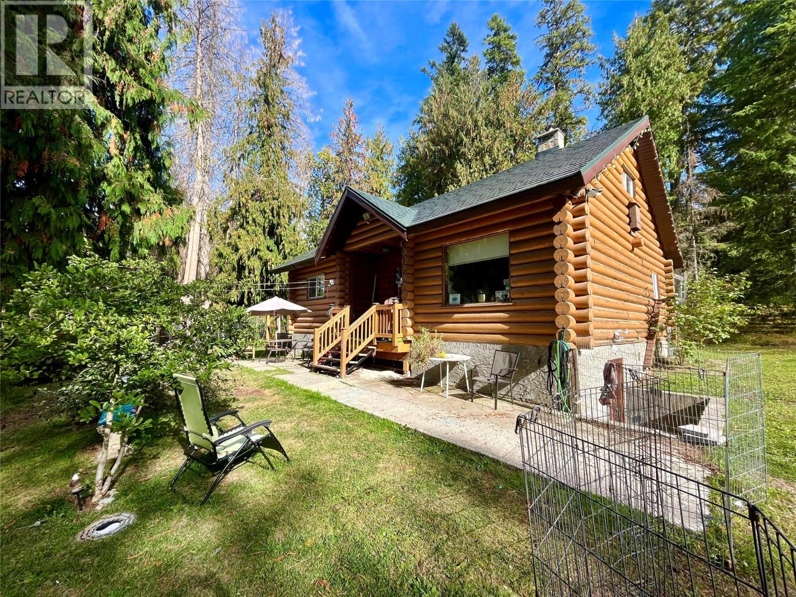 620 Billings Road, Nakusp, British Columbia