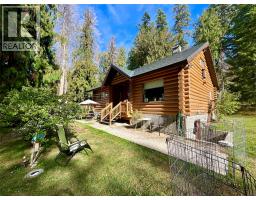 620 Billings Road, nakusp, British Columbia