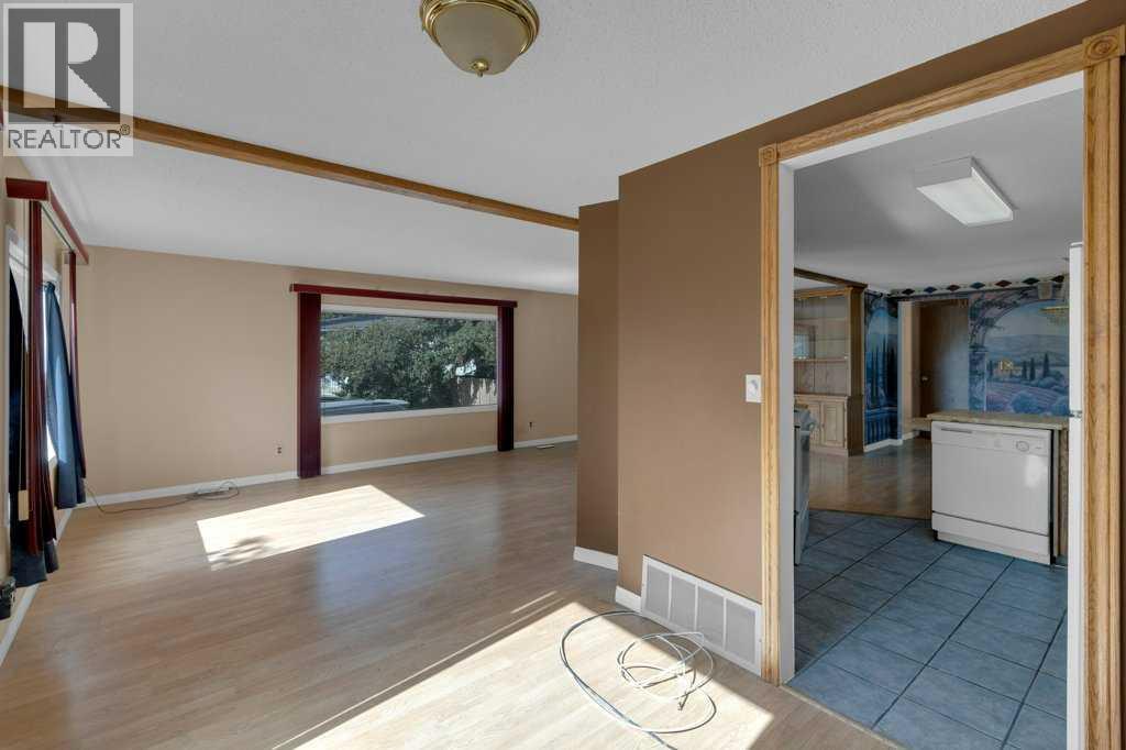 56 Spring Haven Close Se, Airdrie, Alberta  T4A 1G2 - Photo 7 - A2260009