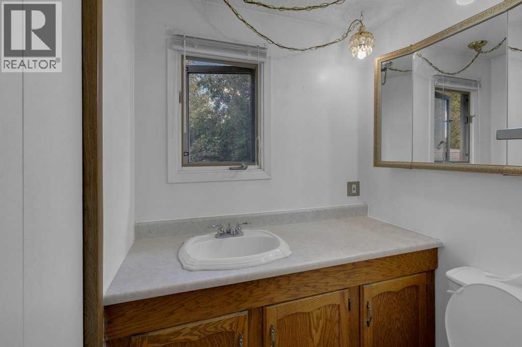 56 Spring Haven Close Se, Airdrie, Alberta  T4A 1G2 - Photo 15 - A2260009